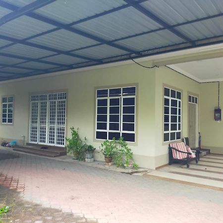 Sya Al-Yahya Homestay Kuala Terengganu Buitenkant foto